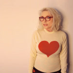 [할리우드 통신]  전설의 리드싱어 데보라 해리가 삶의 균형 맞추는 법