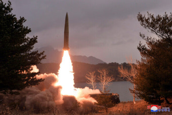 韓日 정상회담 개최날 ICBM 발사한 北의 속내는?