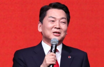 안철수, 전당대회 때 당한 빚 그대로 돌려줬다
