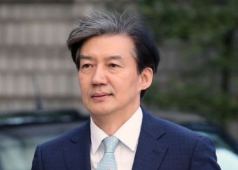 출마? 신당?... '광폭행보' 조국향해 촉각세우는 민주당
