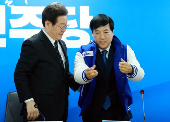 뒤늦게 '친문 검찰 황태자' 등판, 예측불허 '전주을'