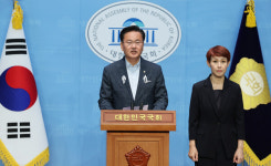 이화영 술자리 회유 주장에 공세로 전환한 국힘, 왜?