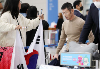 손흥민 父 손웅정 아동학대 혐의 피소…