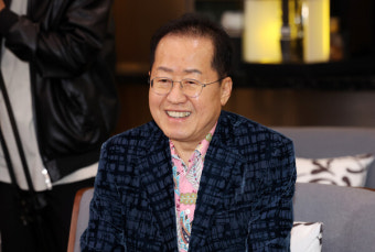 하와이 간 홍준표 