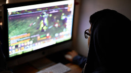 인터넷 게임중독의 종말…칩거몰입 中 20대, 연결선 뽑자 투신