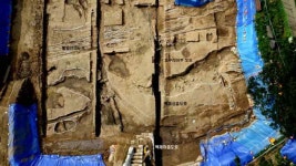 한성백제 비밀 풀리나…몽촌토성서 폭 13m 도로 유적