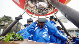 야구보러 왔다 가상현실 정글탐험 VR로 즐기는 야구