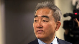 박근혜, 재판서 유진룡 대면한다…나쁜사람 좌천 경위 증언