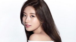 연예인 수지, 프로야구 한국시리즈 4차전 시구