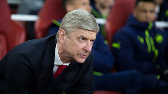 아스널 벵거 감독, 심판 모욕으로 3경기 출전정지