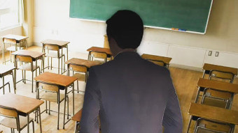 '입술이 빨갛네'…여학생은 추행·남학생은 때린 중학교 교사