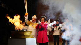 대한에프에쓰에쓰(주)서울송파우체국 | 30년 만에 잠실벌 찾은 성화…올림픽 메달리스트들이 환영