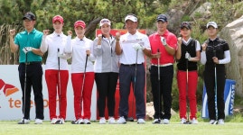 최경주·박세리, 골프 유망주들과 재능 나눔 행복 라운드