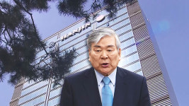 퇴진 압박 대한항공 조양호·조원태 부자 해외출장 취소