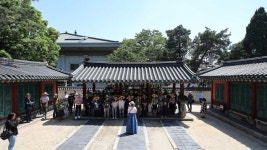 [슬라이드 포토] 청와대 옆 비밀의 공간…칠궁(七宮) 일반 공개