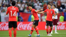 '손흥민 만회 골' 한국, 멕시코에 1-2로 패배…탈락 위기