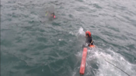 부산서 핀수영하던 남성 기상악화로 표류하다 구조