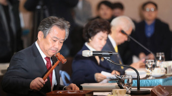 이기흥 체육회장 사퇴 거부…선수촌장·사무총장 선임은 또 연기