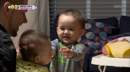 [스브스타] 누가 누굴 귀여워해…7개월 아기 앞에서 몸 배배 꼰 16개월 벤틀리
