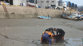 인천 만석부두 갯벌서 70대 숨진 채 발견