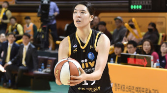 여자농구 1라운드 MVP에 박지수…개인 통산 7번째