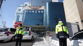 대구 한사랑요양병원서 환자 52명·직원 17명 무더기 확진