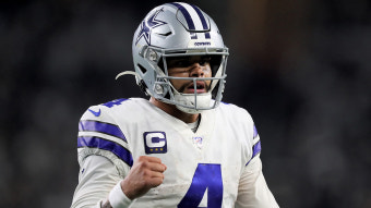 NFL 댈러스 쿼터백, 코로나19 확산에도 '무개념 생일파티'