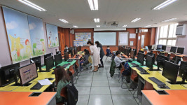화장실 가려면 이렇게 2차 온라인 개학 첫날