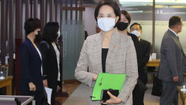 당정, 등록금 환불 대책 공감대…3차 추경 증액도 검토