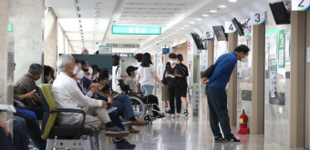 환자단체, 의사 집단휴진 중단 촉구…