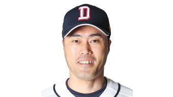 감독 없는 한화 이글스, 코치부터 영입…조성환 두산 코치 합류