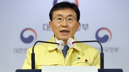 권덕철 복지장관, 확진자 밀접접촉자로 분류…2주간 격리