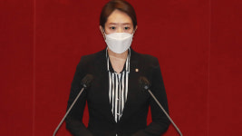 고민정, 박영선 캠프대변인 사퇴…박원순 피해자에 사과
