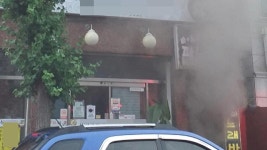 진주 지하 노래방서 불…지상 모텔 투숙객 3명 구조