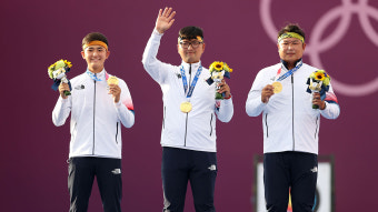 양궁 남자단체도 금…유도 안창림 동메달