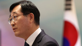 국방위원장 