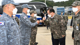 해군교육사령부 전투교식당 | 김 총리, 해군교육사령부 방문…"군 급식, 현장서 관심" 당부