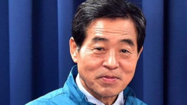 안산시장 행사장서 80대 민원인에게 폭행 당해