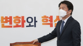 안철수 단일화 생각 안 해…제가 새 시대 맏형 될 것