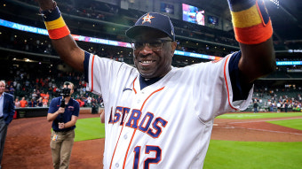 휴스턴 베이커 감독, MLB 흑인 사령탑 최초로 2천 승 위업