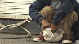 [Pick] 배고파서… 야산 살던 40대, 마을 내려와 음식 훔쳤다