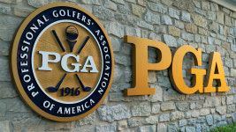 PGA 투어, 상금 키우고 일정 · 경기 방식 조정…LIV 골프에 대응