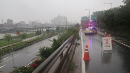 서울 동부간선도로 차량 통행 재개…올림픽대로 일부 통제