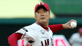 선두 SSG, KT 꺾고 3연승…김광현, 네 번째 도전 만에 10승