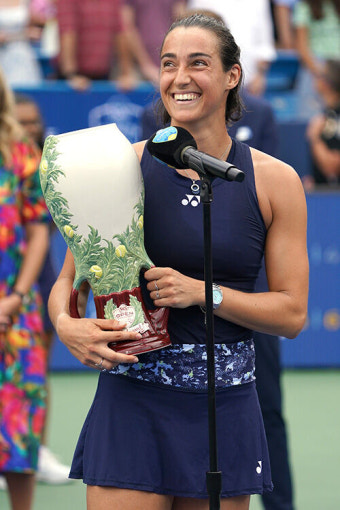 여자 테니스 가르시아, 예선 선수로 첫 WTA 1000 대회 우승