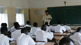이태석 학교 남수단 톤즈 한센인 마을에 다음 달 문 연다
