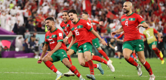 아프리카 기니 은제레코레 축구경기에서 관중 간 충돌로 수십 명 사망, 현장은 고통의 장면AFP통신