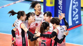 KGC인삼공사, 2위 흥국생명 잡고 4위로…정호영 21점 펄펄