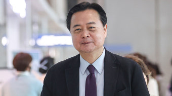 조현동 주미대사, 바이든에 신임장…