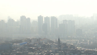 서울 미세먼지주의보 발령…황사 영향 내일까지